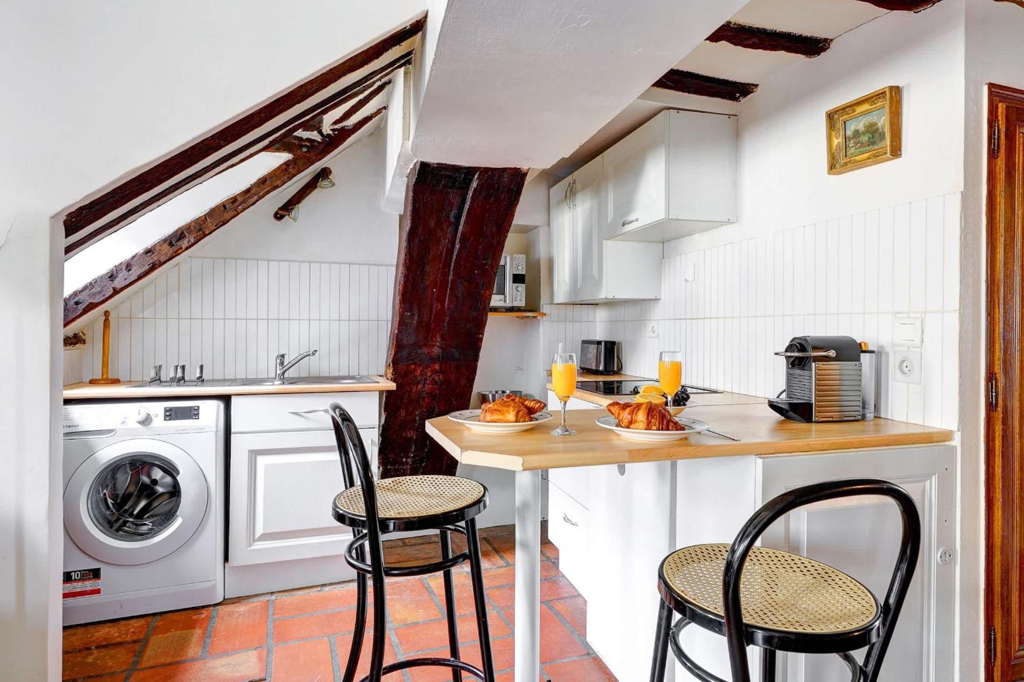Ile Saint-louis - 2br - Cityapartmentstay Appartement Parijs